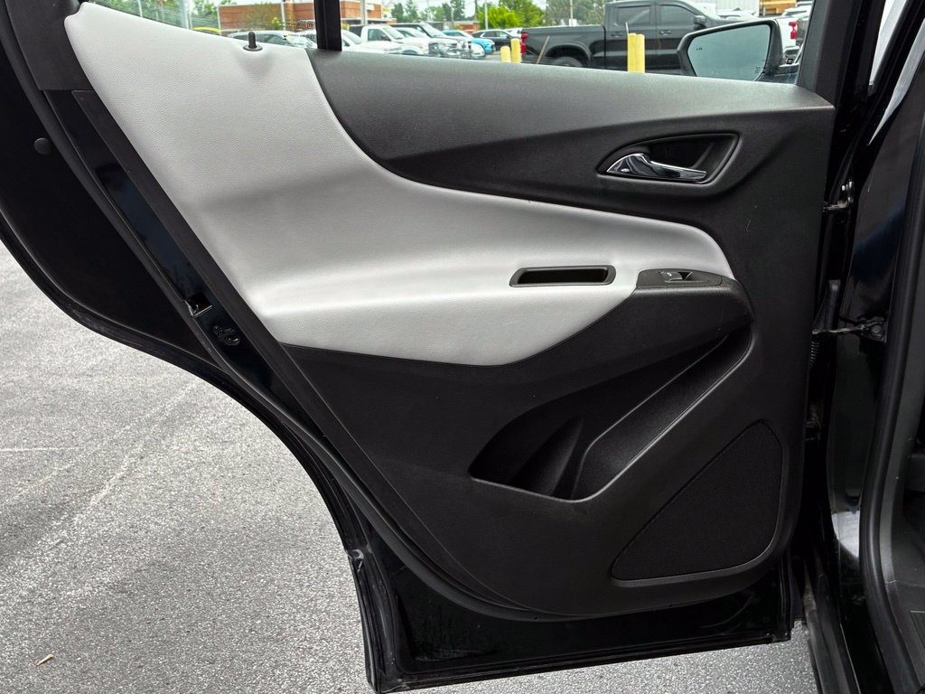 Certified 2024 Chevrolet Equinox LS AWD/4WD image 30