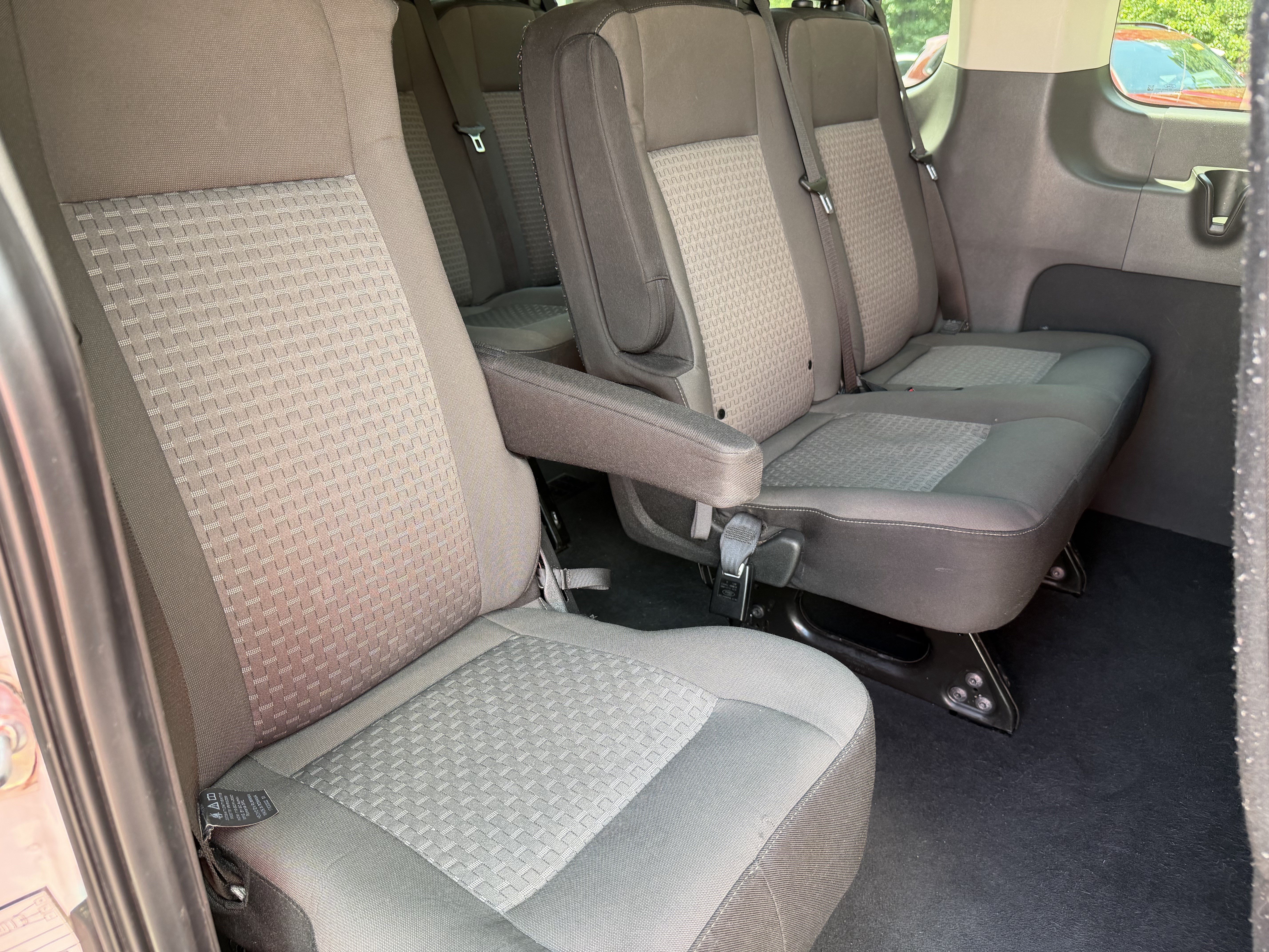 Used 2022 Ford Transit 350 XLT RWD image 14