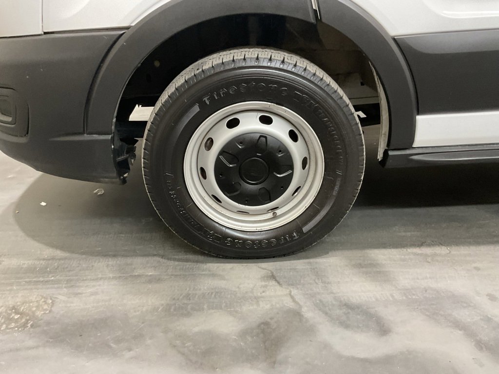 Used 2023 Ford Transit 250 Medium Roof image 6