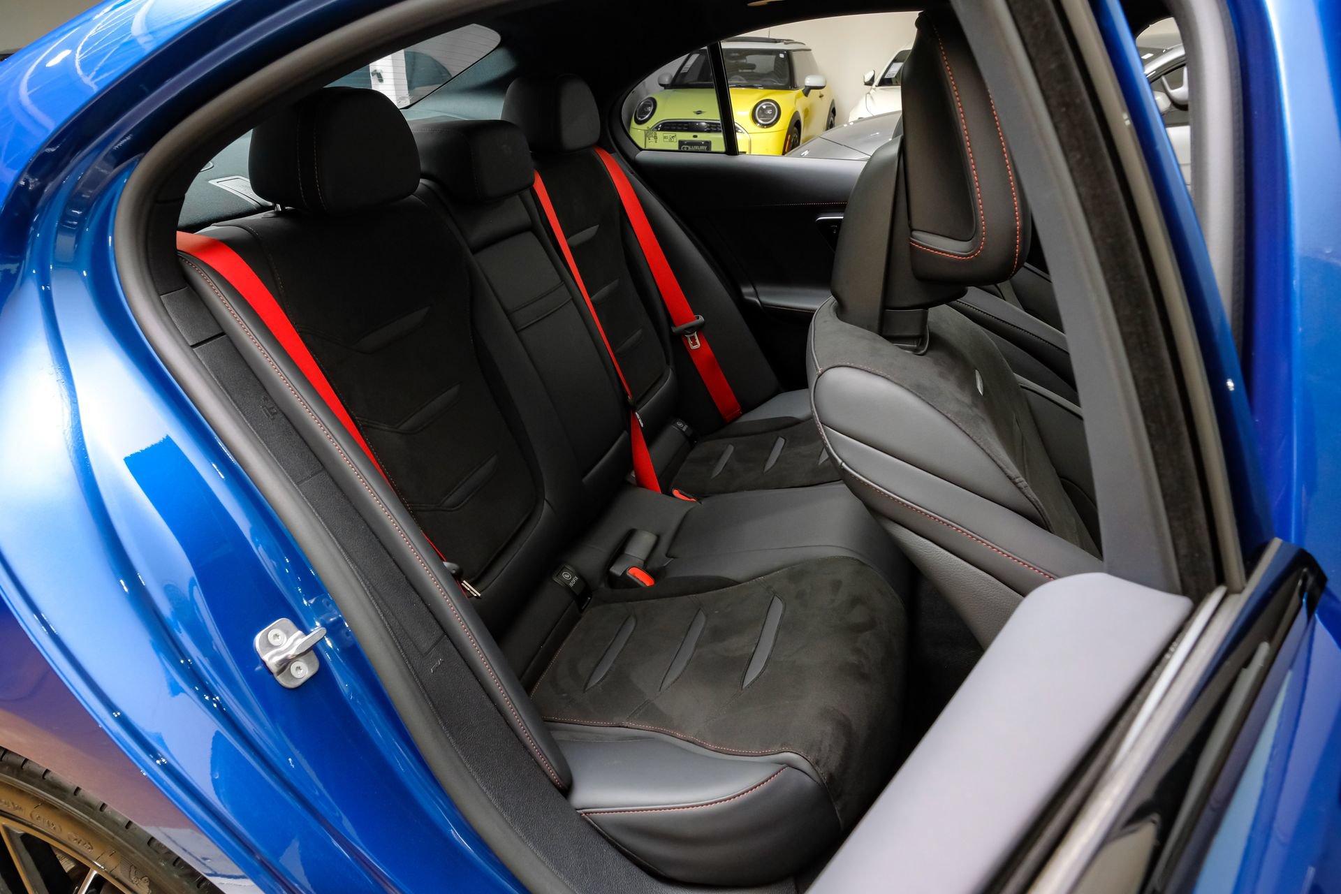 Used 2024 Mercedes-Benz C 43 AMG 4MATIC Sedan image 36