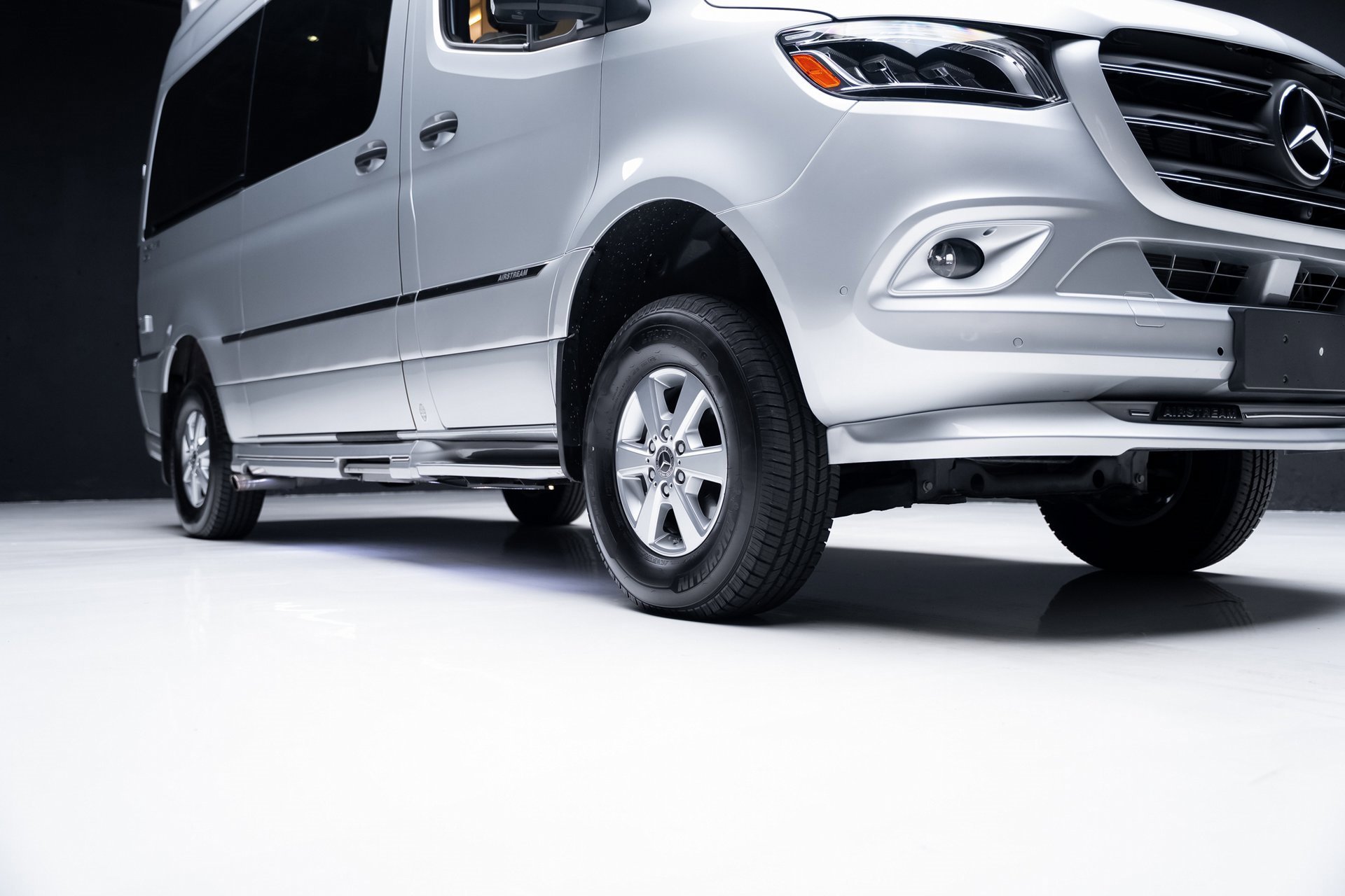 Used 2022 Mercedes-Benz Sprinter 144 Cargo image 90