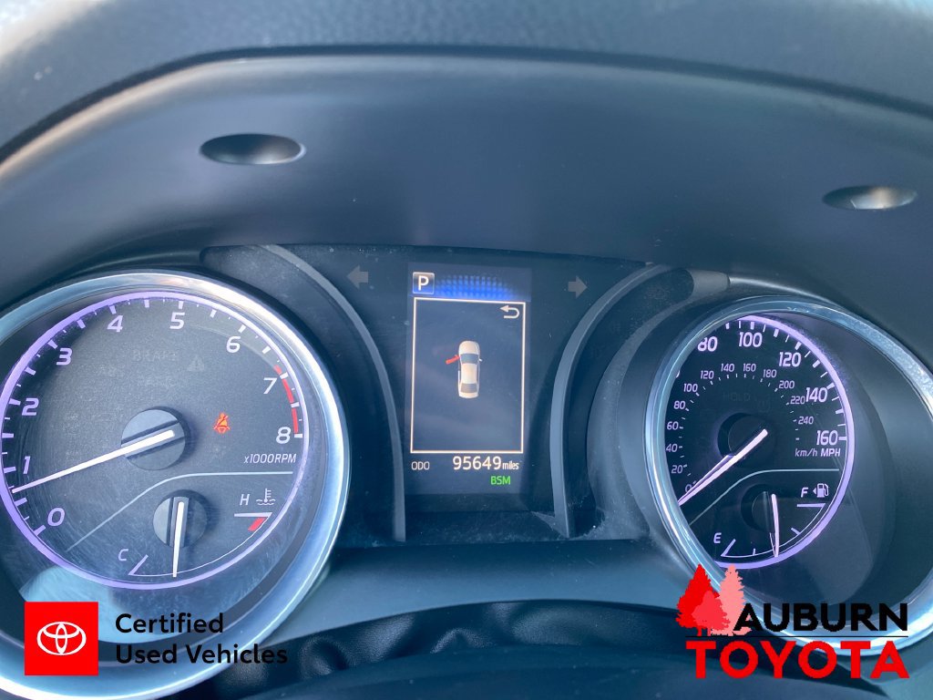 Certified 2018 Toyota Camry SE w/ Convenience Package FWD image 16