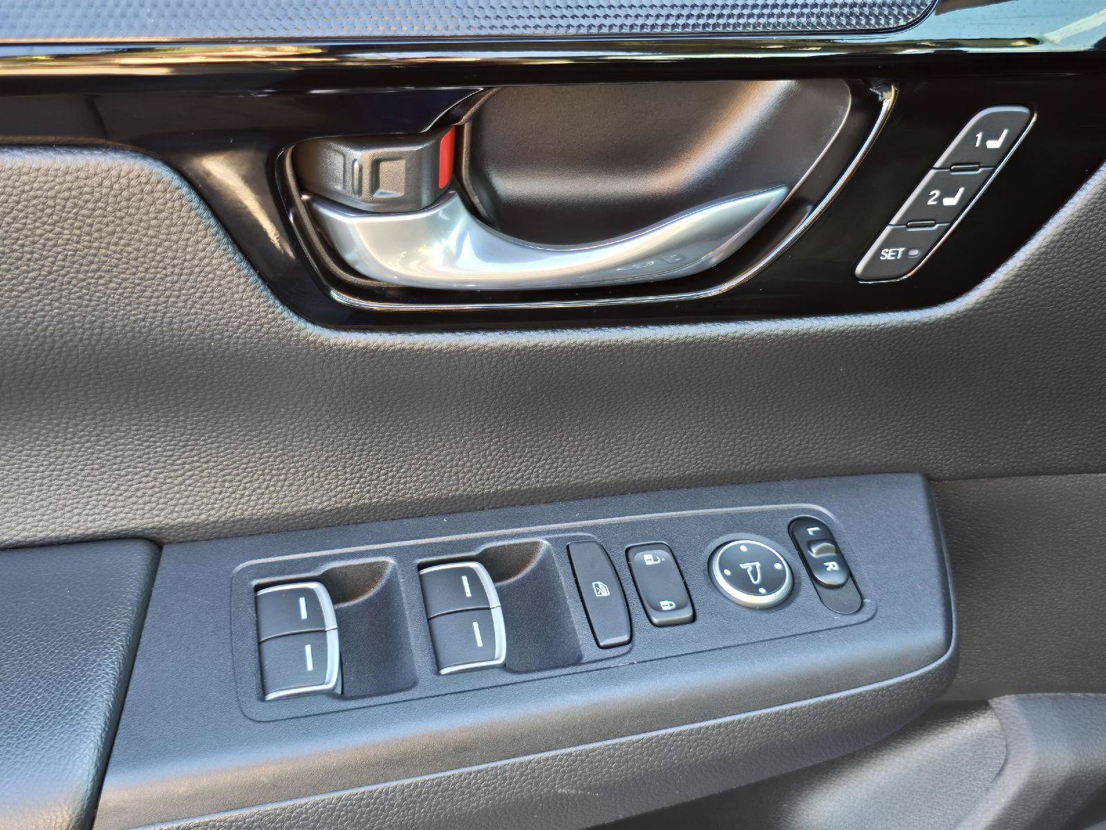 Used 2023 Honda CR-V EX-L image 18