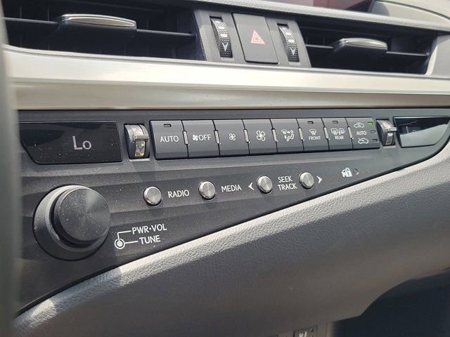 Used 2019 Lexus ES 350 image 27