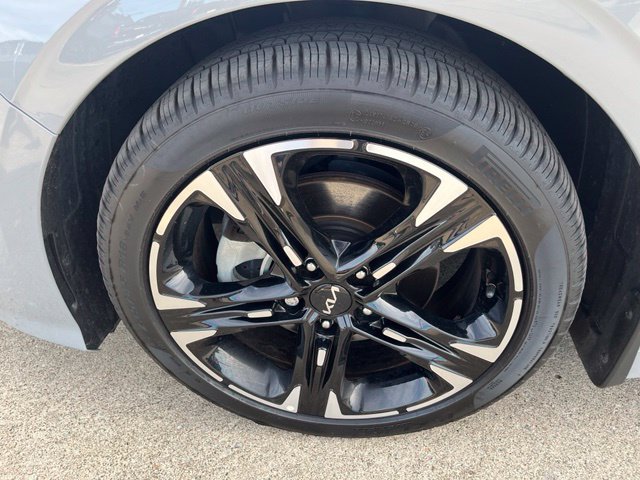 Used 2024 Kia K5 GT-Line AWD/4WD image 11