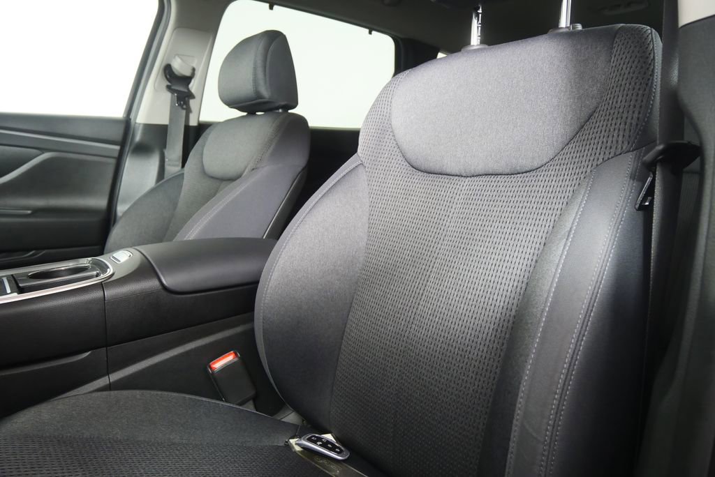 Used 2022 Hyundai Santa Fe XRT image 10