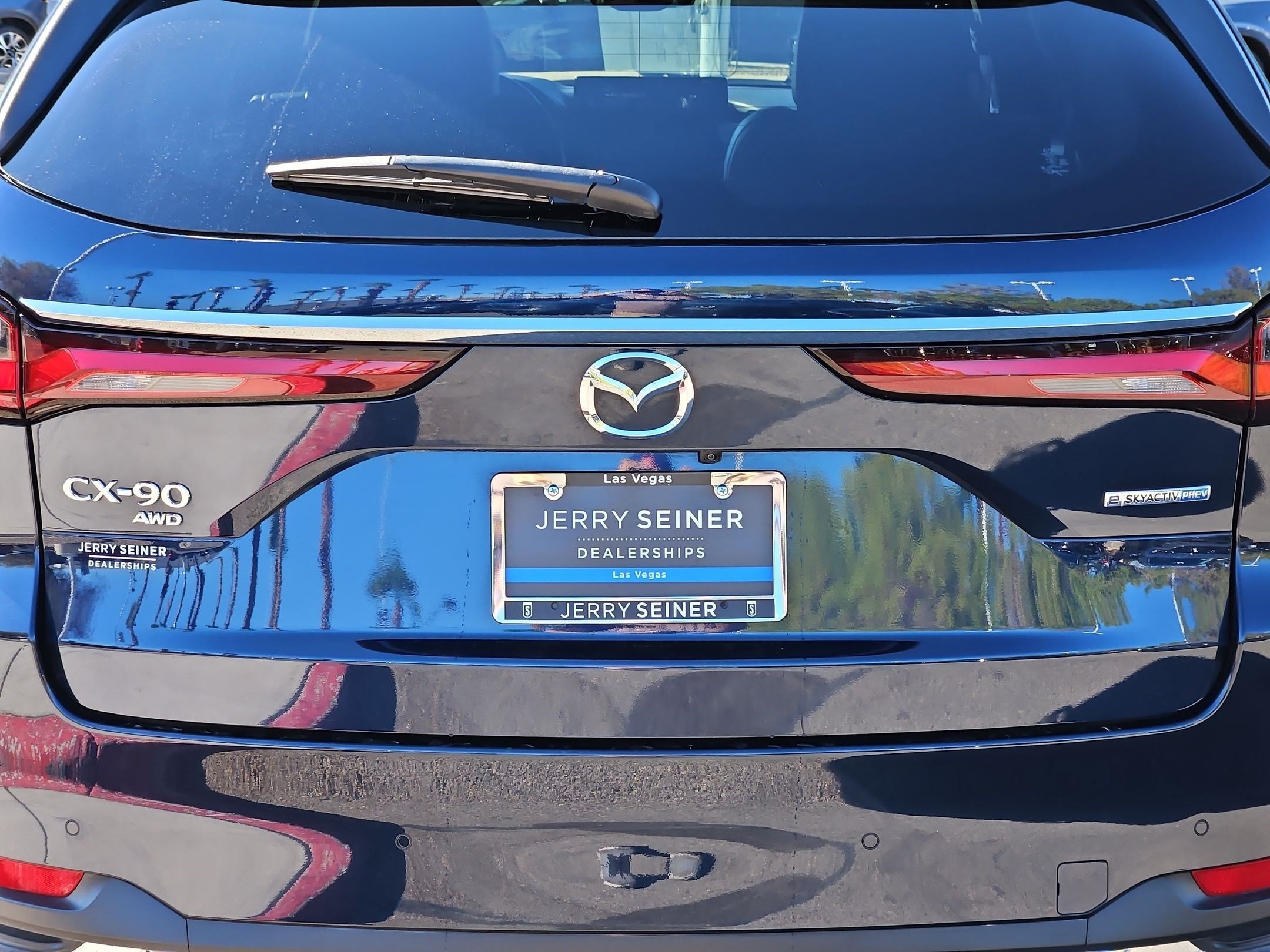 Used 2025 MAZDA CX-90 Plug-In Hybrid w/ Premium Plus AWD/4WD image 13