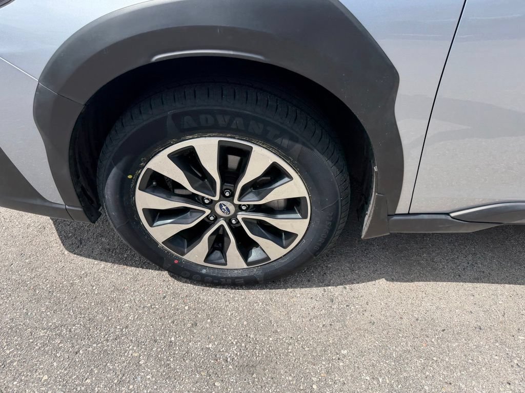 Used 2024 Subaru Outback Touring XT AWD/4WD image 11