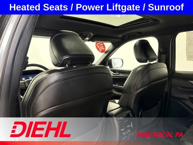Certified 2023 Jeep Grand Cherokee L Laredo AWD/4WD image 19