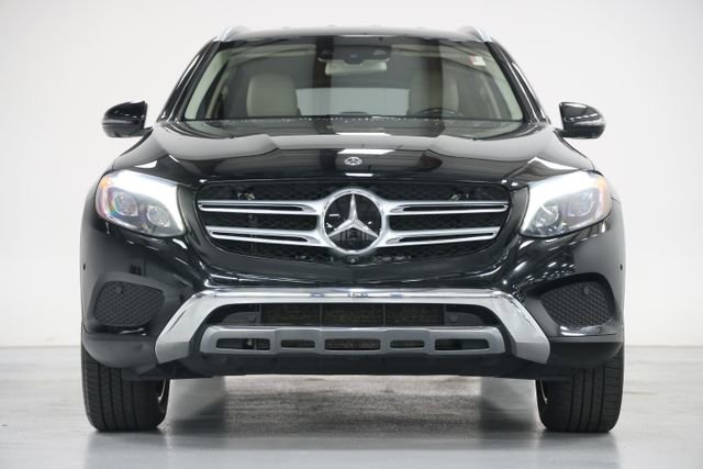 Used 2018 Mercedes-Benz GLC 300 4MATIC image 2