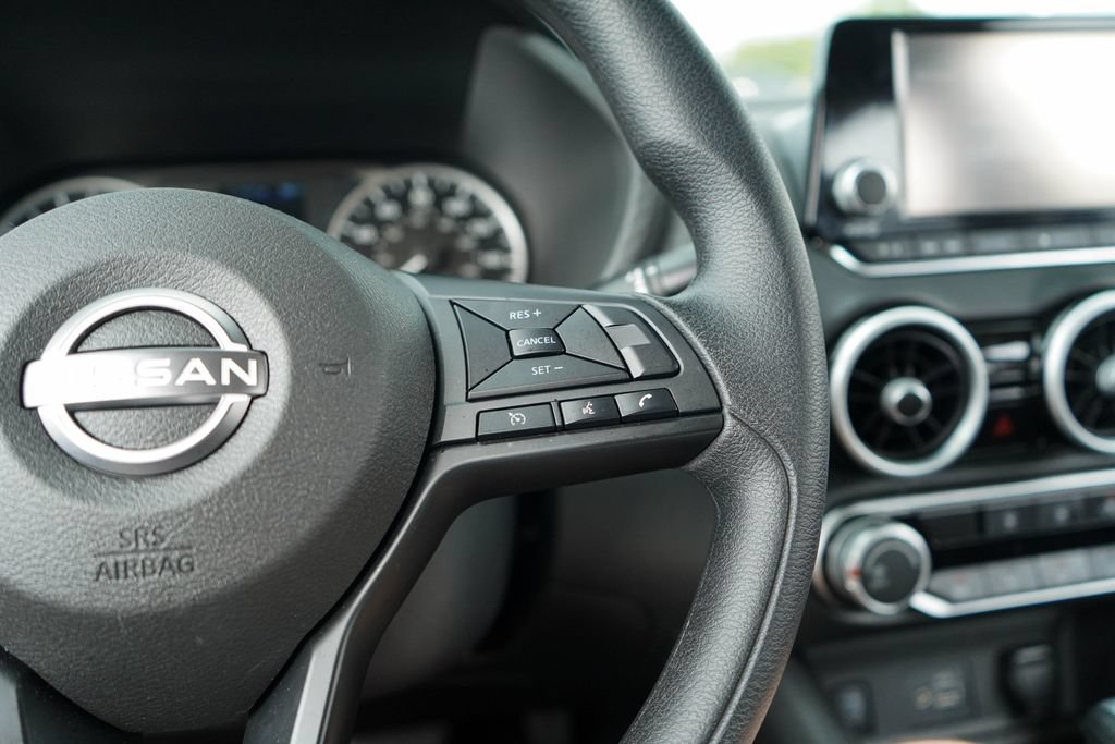 Used 2025 Nissan Sentra S w/ Lighting Package FWD image 28