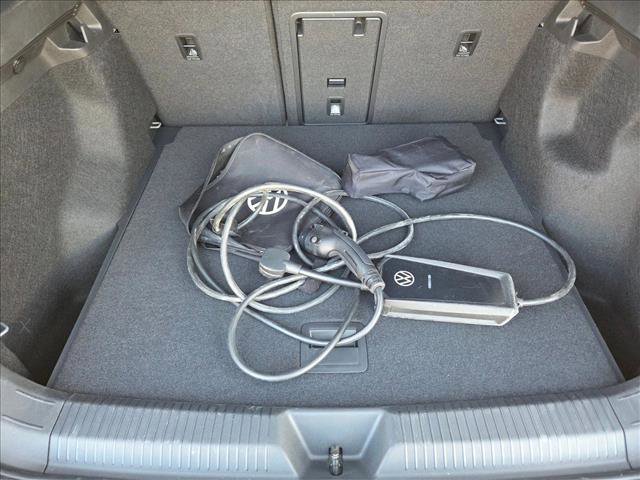 Used 2023 Volkswagen ID.4 Pro S image 6