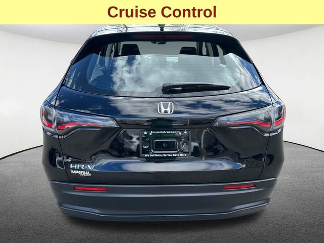 Used 2023 Honda HR-V LX image 9