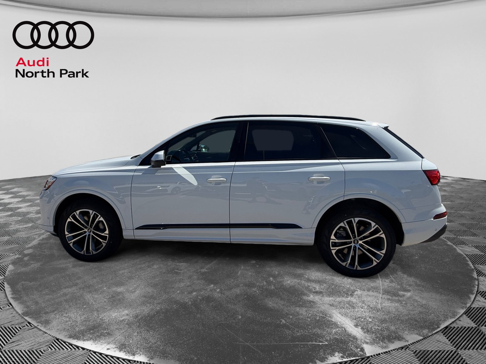 New 2026 Audi Q7 2.0T Premium AWD/4WD image 2