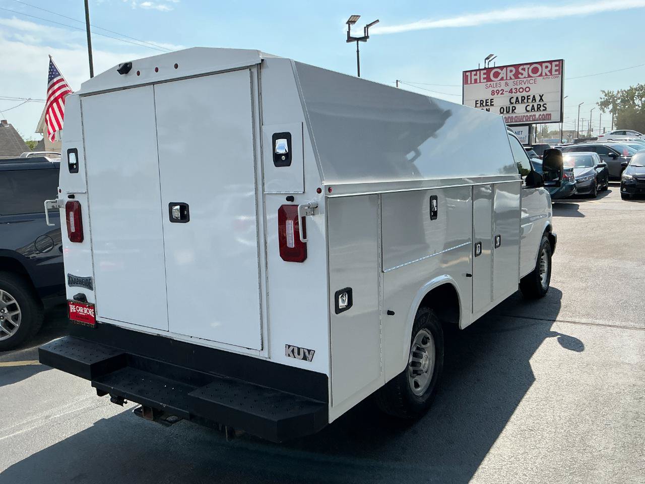 Used 2021 Chevrolet Express 3500 w/ Power Convenience Package RWD image 4