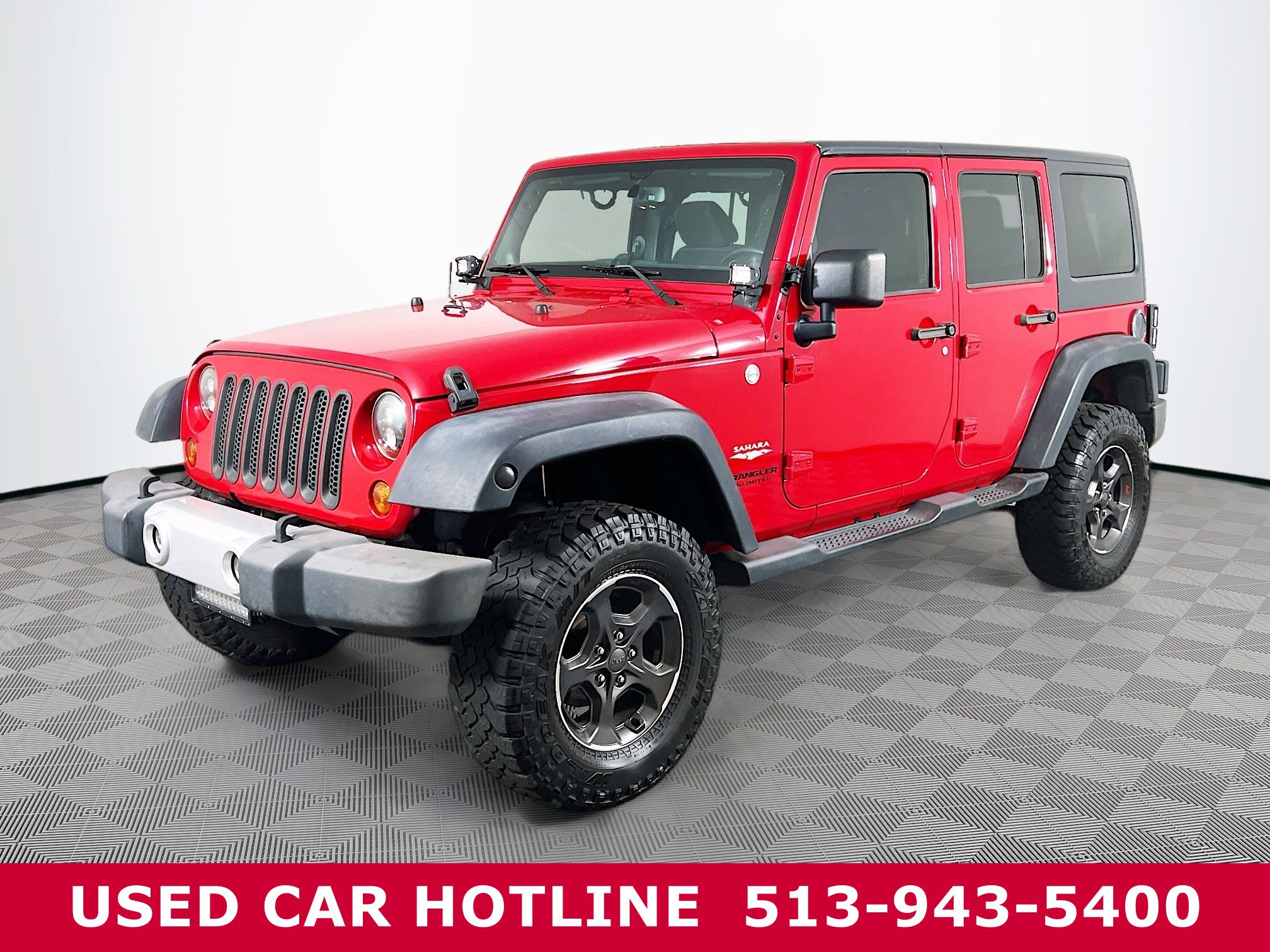 Used 2013 Jeep Wrangler Unlimited Sahara w/ Connectivity Group image 2
