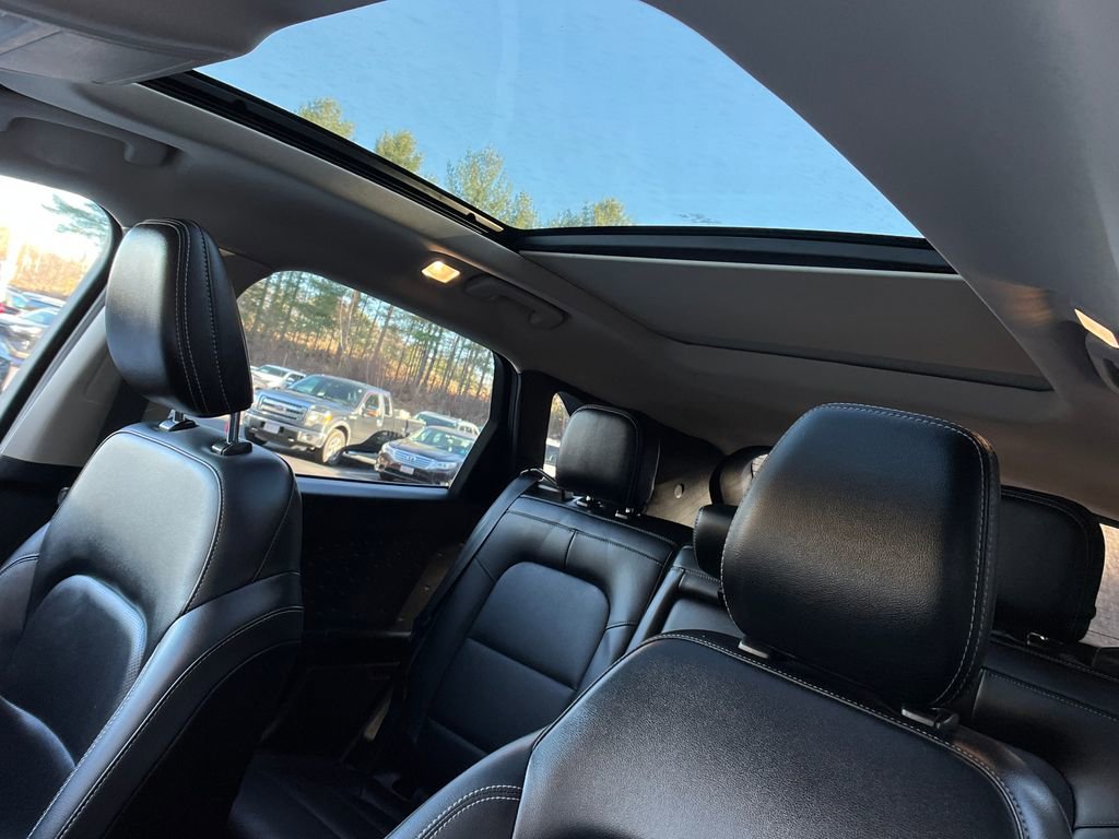 Used 2020 Ford Escape SE Sport image 19