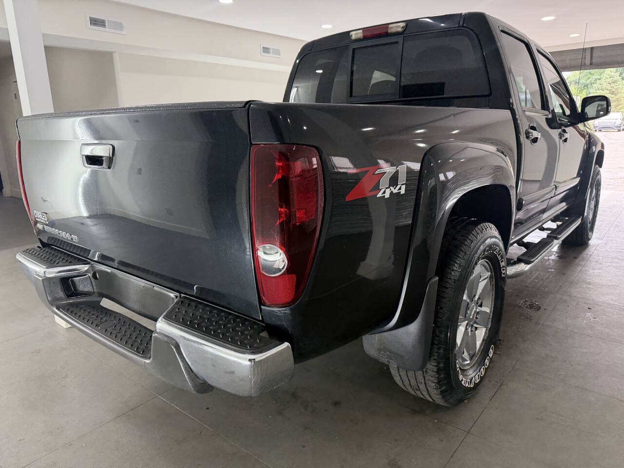 Used 2009 Chevrolet Colorado LT w/ LT Preferred Equipment Group AWD/4WD image 8