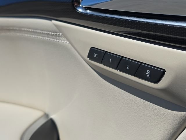 Used 2021 Buick Envision Essence w/ Technology Package I image 25