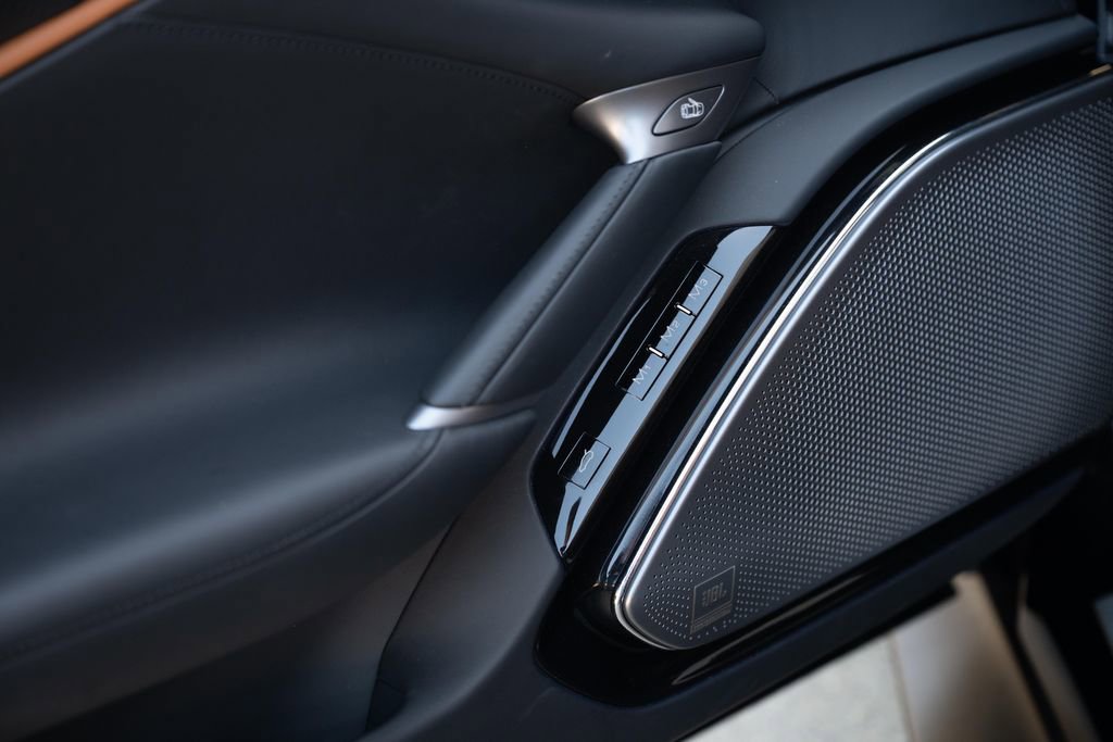 Used 2025 Ferrari Roma Spider image 30