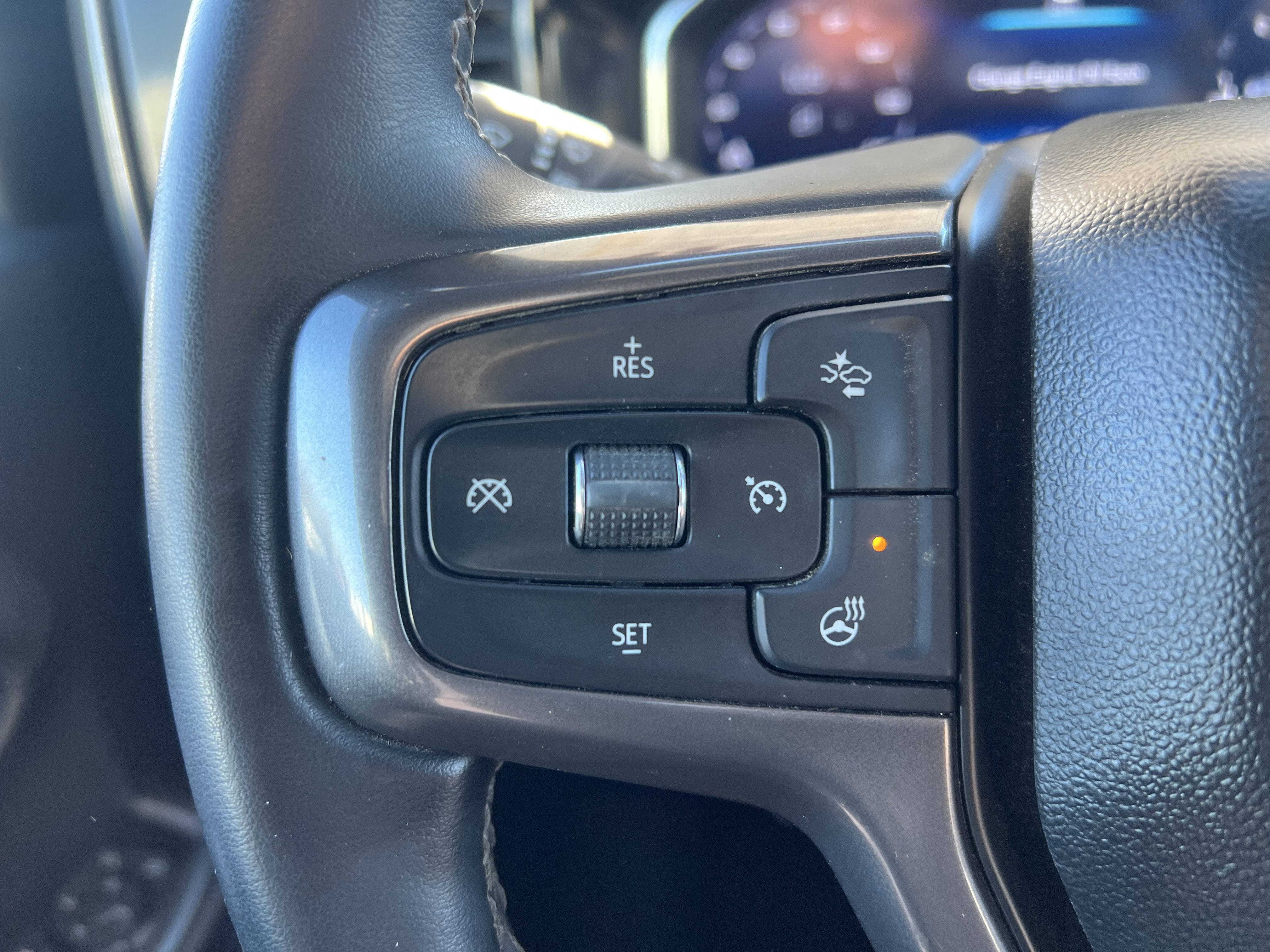 Certified 2024 Chevrolet Silverado 3500 High Country w/ Technology Package image 21