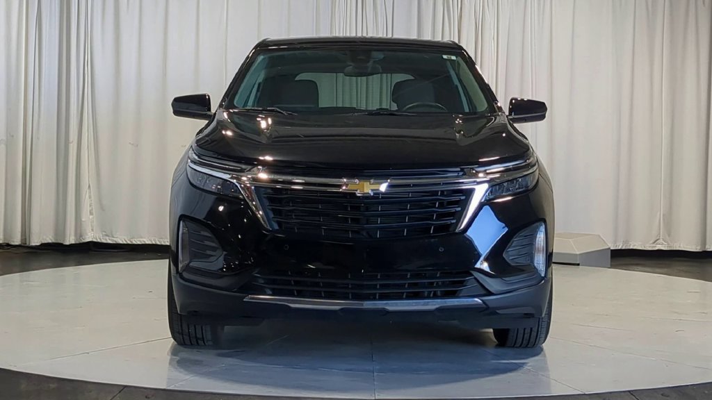 Used 2024 Chevrolet Equinox LT FWD image 3