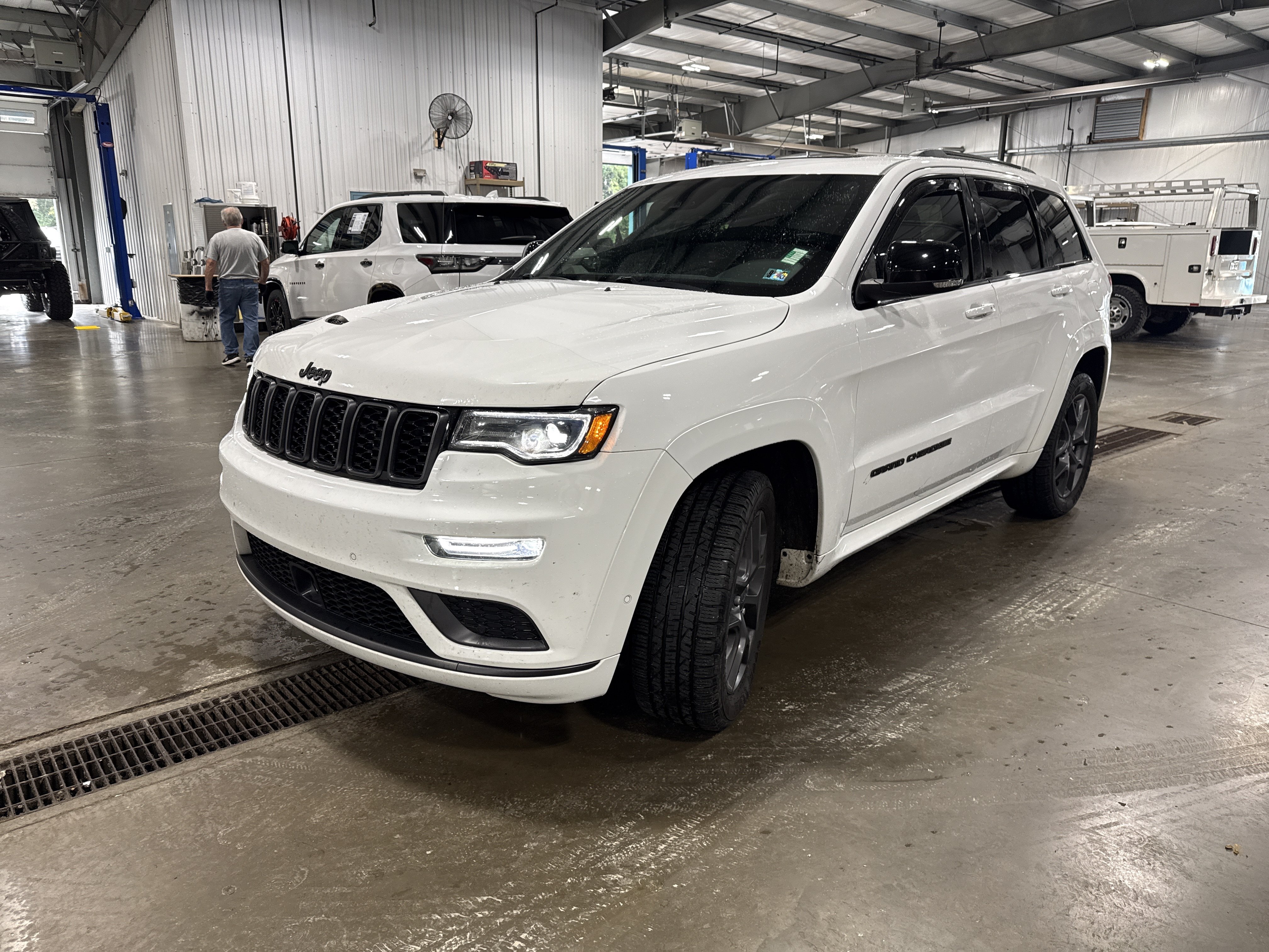 Used 2019 Jeep Grand Cherokee Limited X AWD/4WD image 6