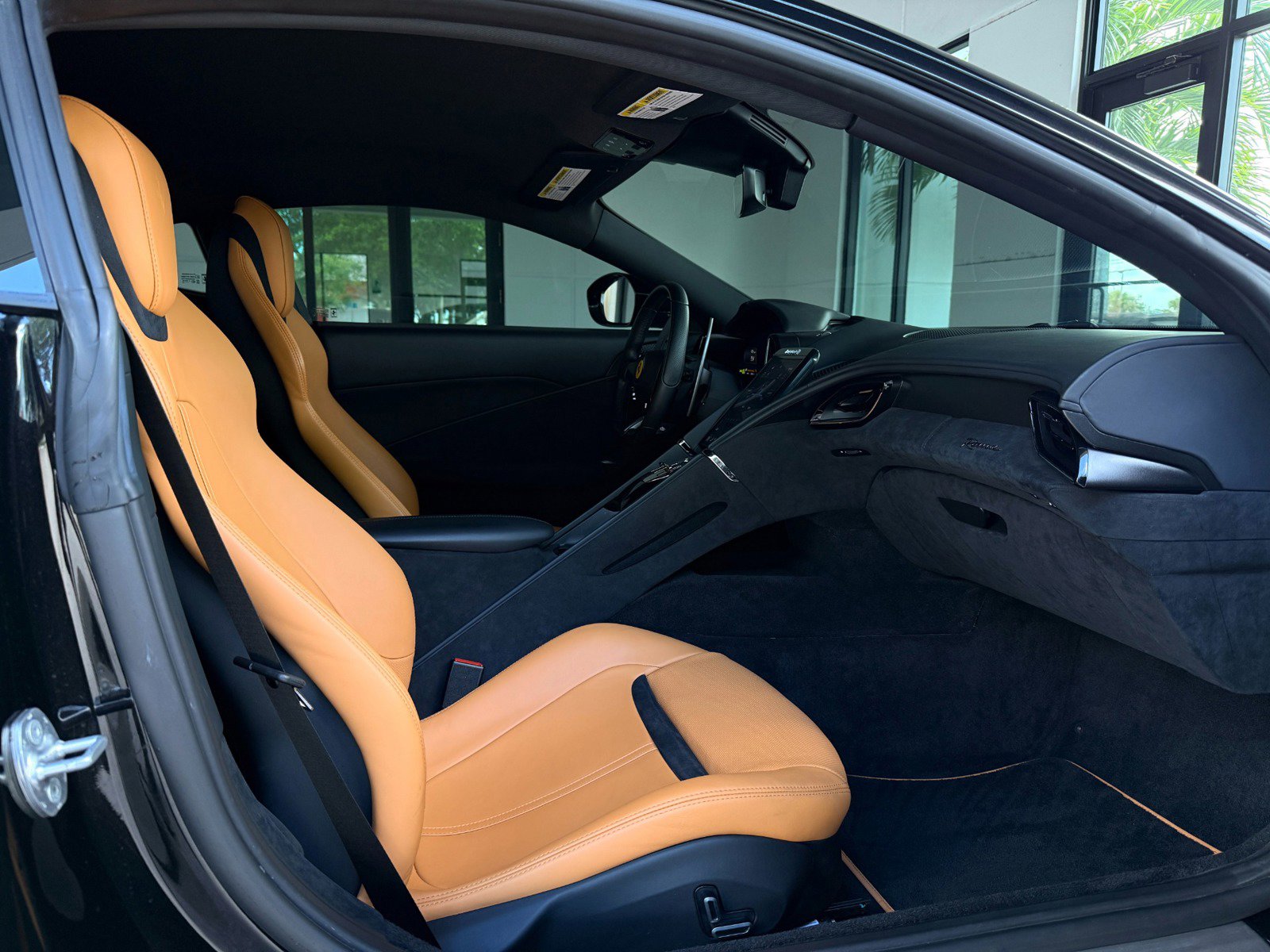 Used 2021 Ferrari Roma RWD image 26