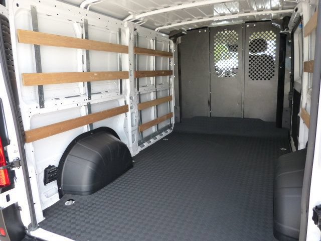 Used 2025 RAM ProMaster 2500 w/ U-Haul Equipment Group FWD image 17
