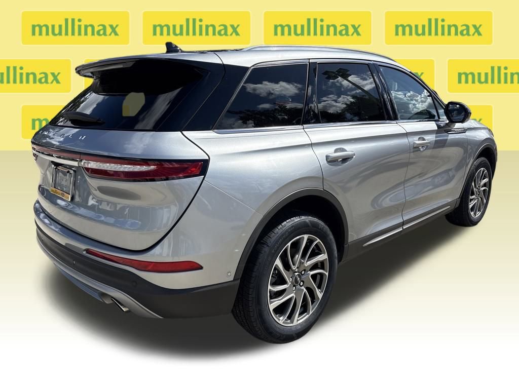 Used 2021 Lincoln Corsair FWD image 4