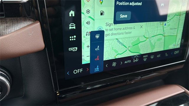 New 2025 Lincoln Navigator L Reserve image 25