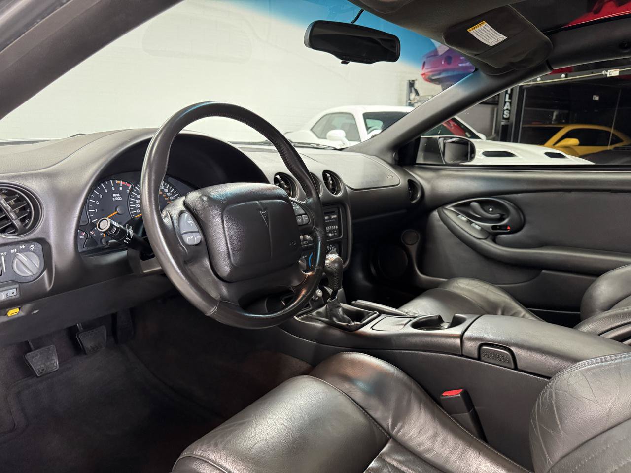 Used 2000 Pontiac Firebird Formula RWD image 38