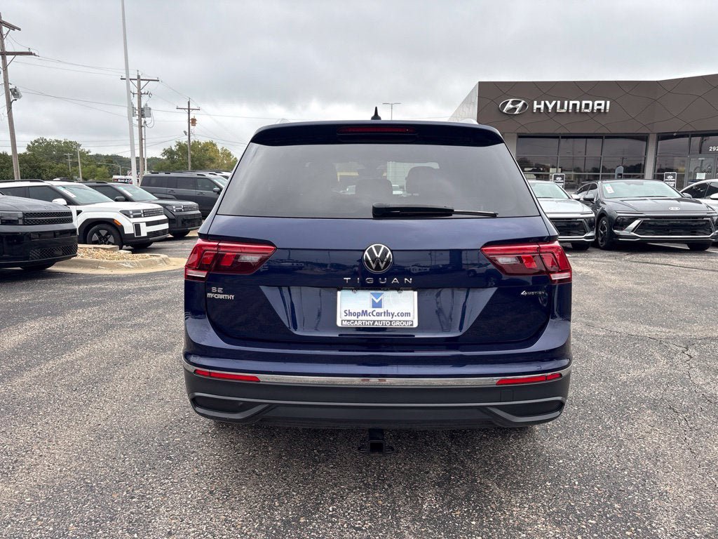 Used 2022 Volkswagen Tiguan SE AWD/4WD image 8