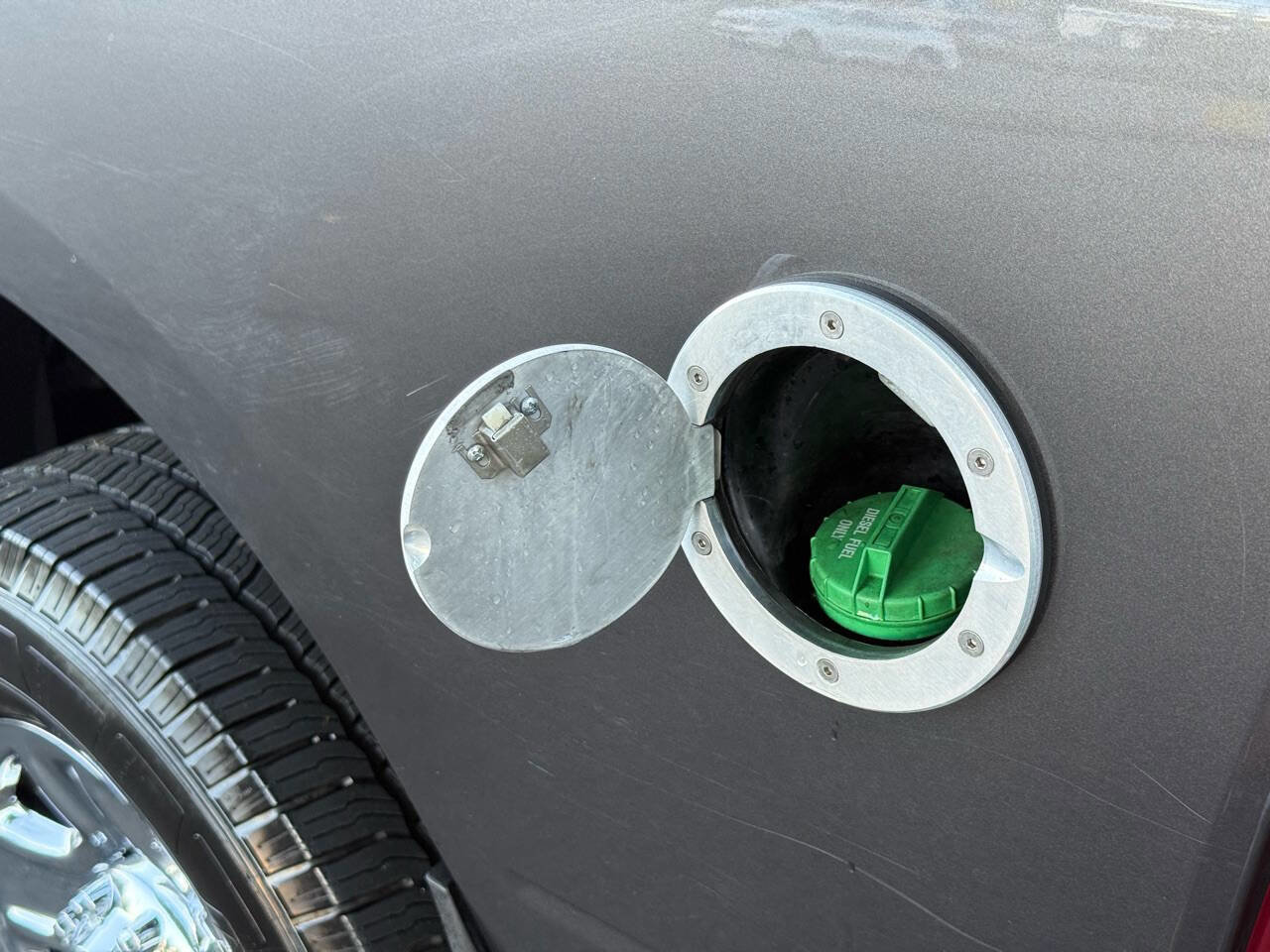 Used 2017 RAM 2500 Tradesman w/ Chrome Appearance Group image 48