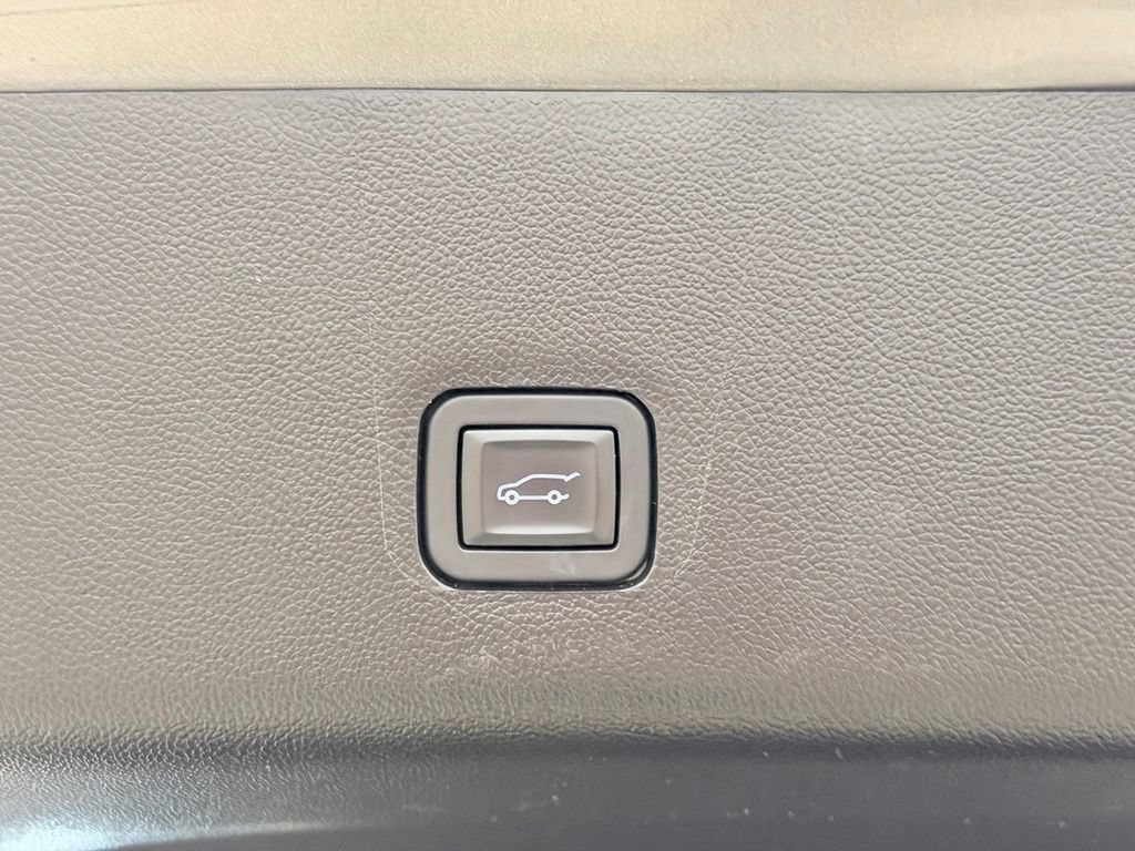 Used 2019 Chevrolet Traverse LT w/ LT Premium Package FWD image 30