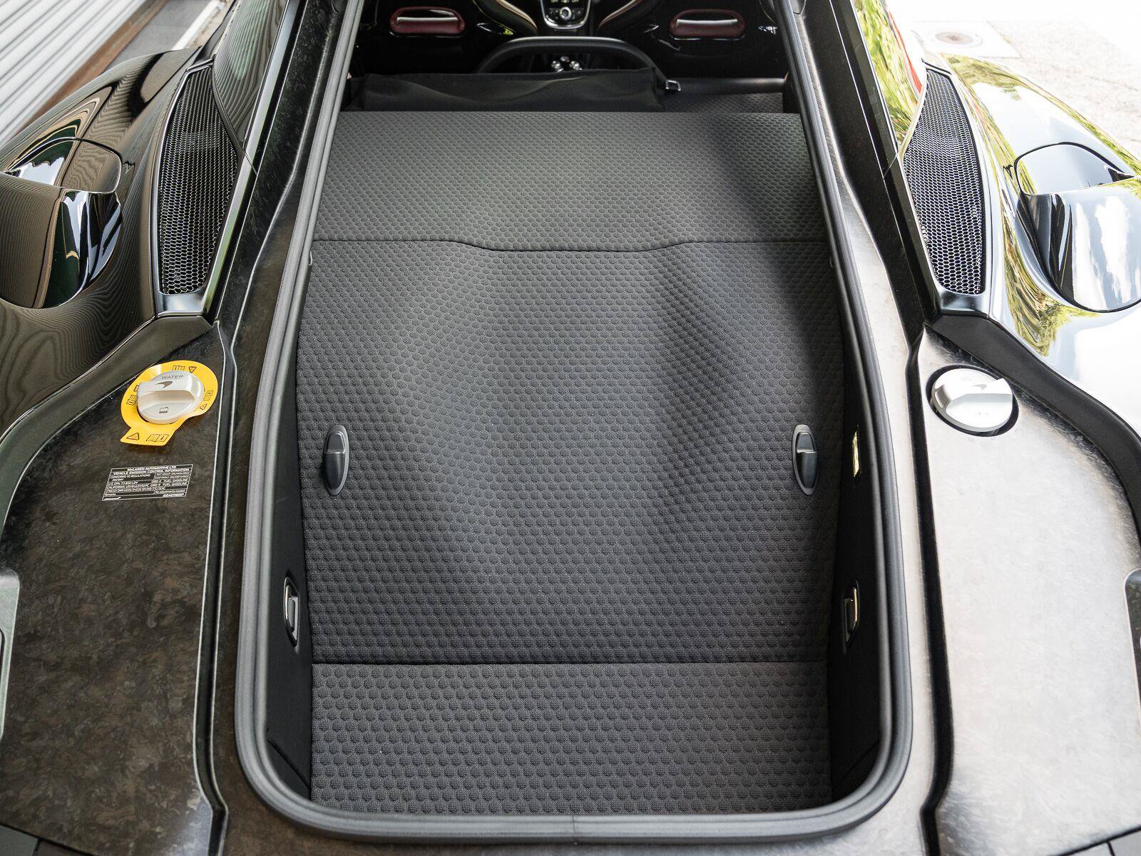 Used 2025 McLaren GTS RWD image 34