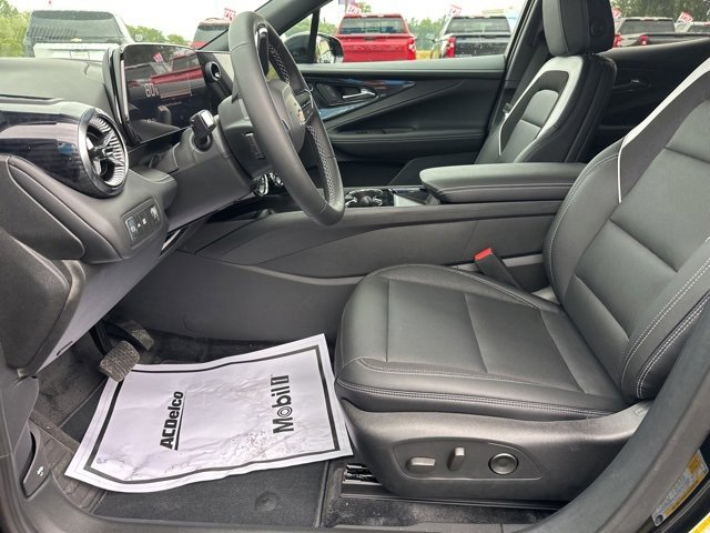 New 2025 Chevrolet Blazer EV LT image 22