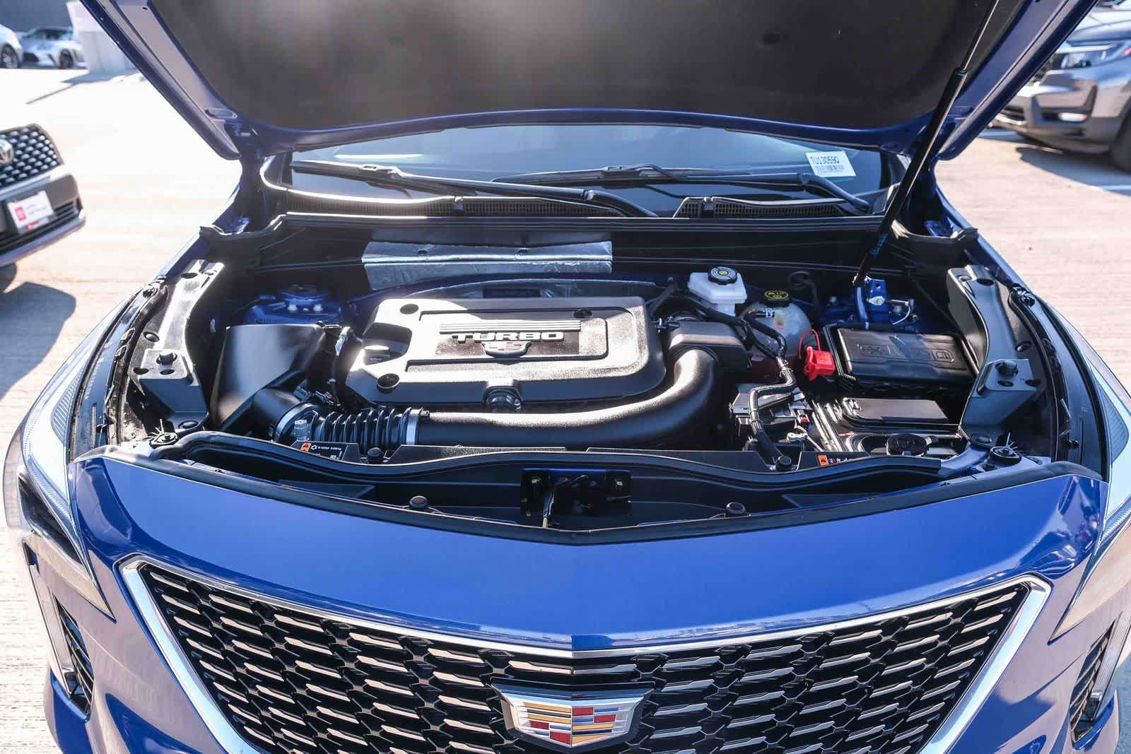 Used 2023 Cadillac XT4 Luxury w/ Driver Awareness Package FWD image 28