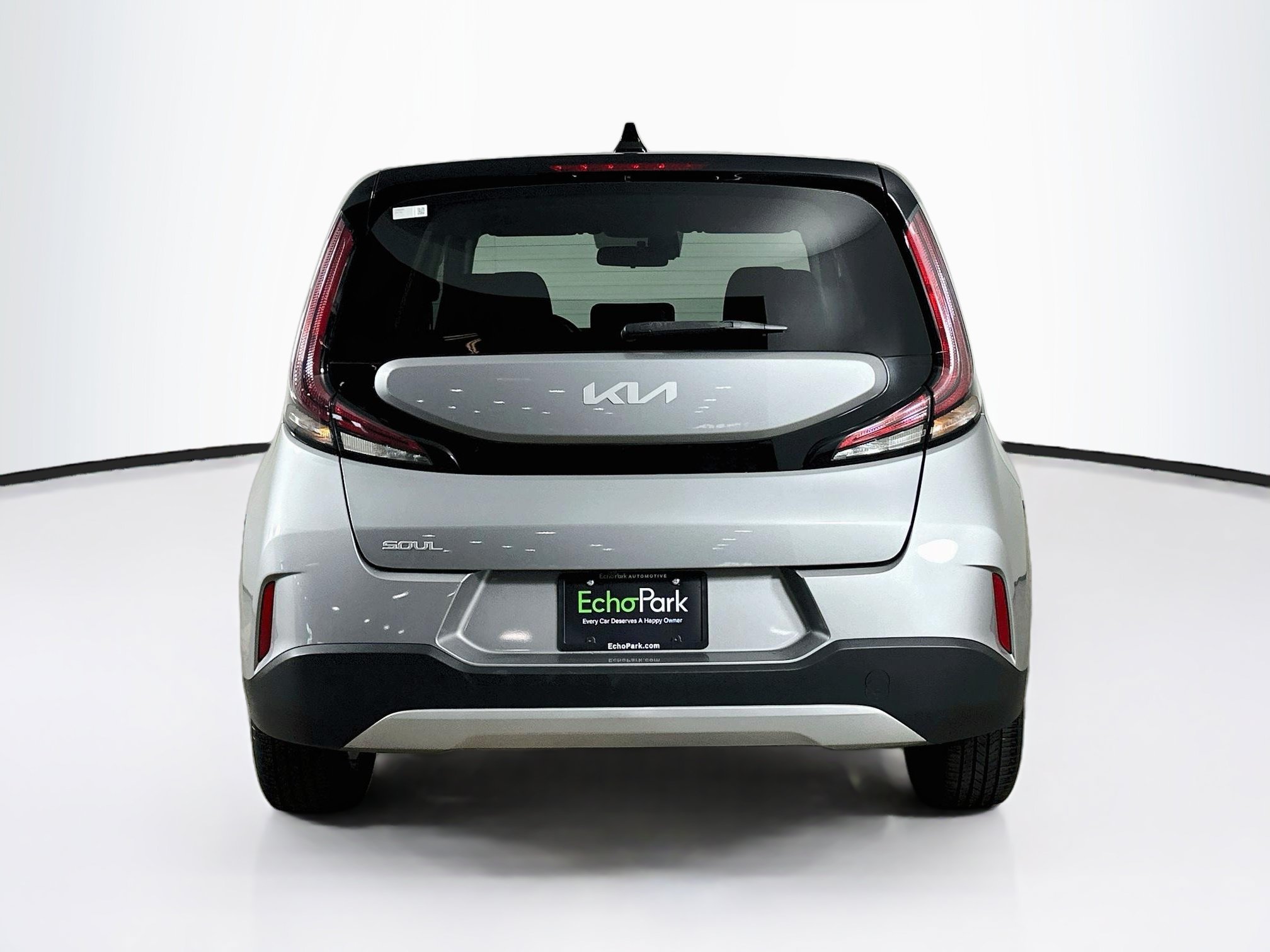 Used 2024 Kia Soul LX w/ Option Group 015 FWD image 7