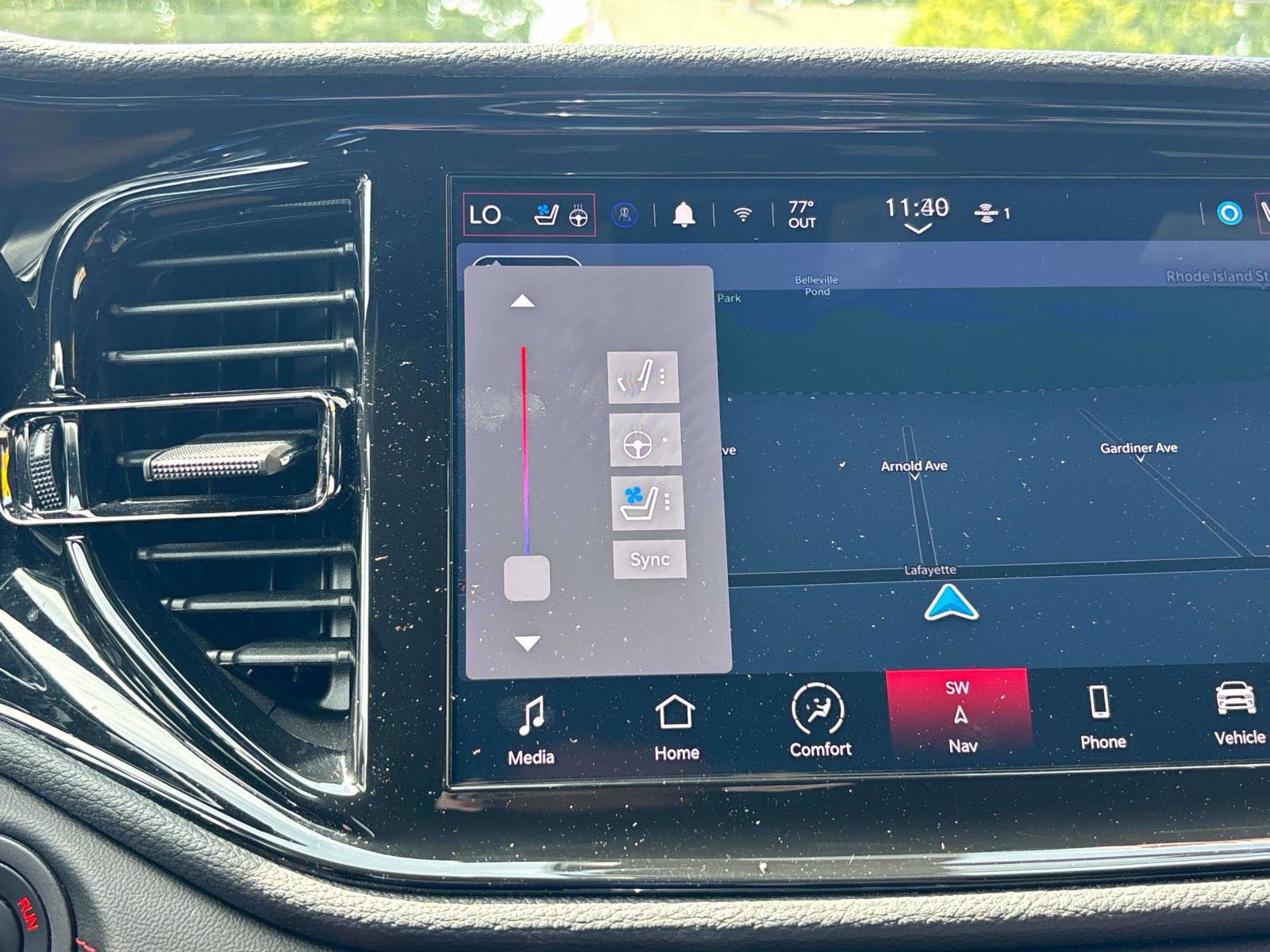 Used 2024 Dodge Durango GT image 18