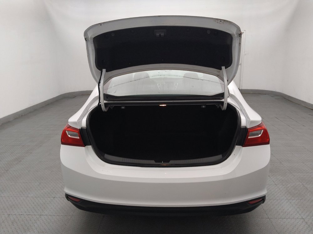 Used 2023 Chevrolet Malibu LS FWD image 29