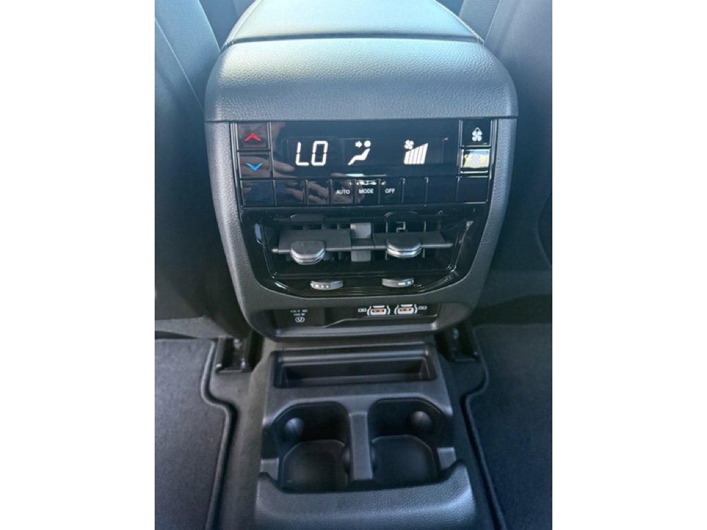 New 2025 Jeep Grand Cherokee L Altitude image 12