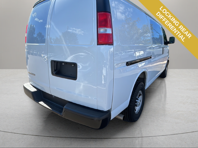 Used 2025 Chevrolet Express 2500 w/ Driver Convenience Package RWD image 8