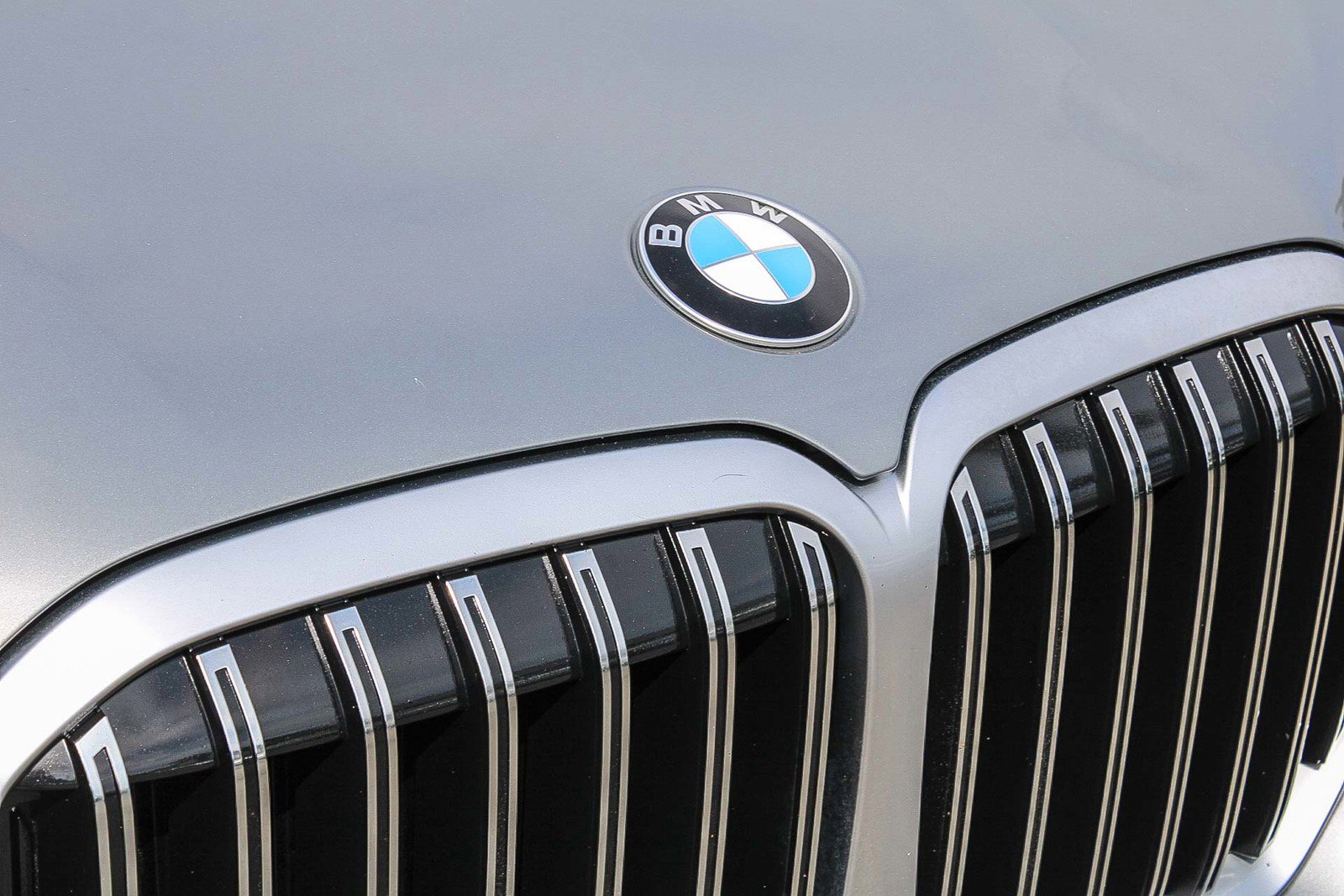 Used 2023 BMW X7 xDrive40i w/ Premium Package image 9