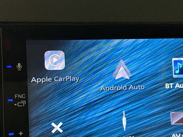 Used 2017 Jeep Wrangler Unlimited Sahara w/ Max Tow Package image 14