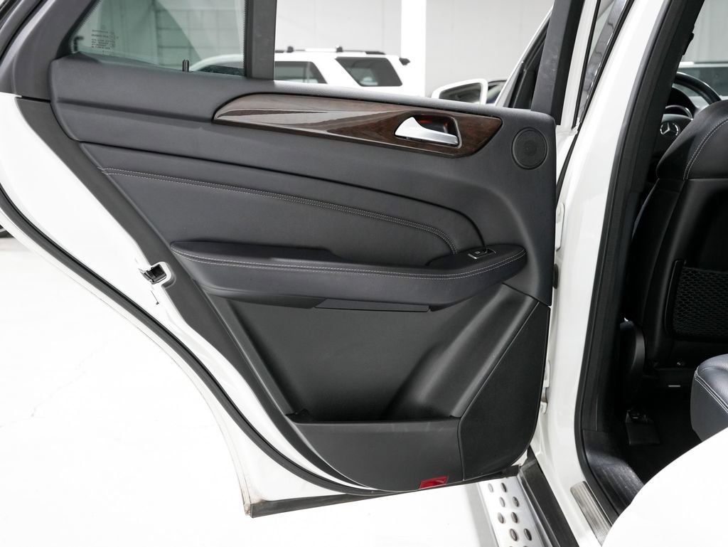 Used 2015 Mercedes-Benz ML 350 4MATIC image 38