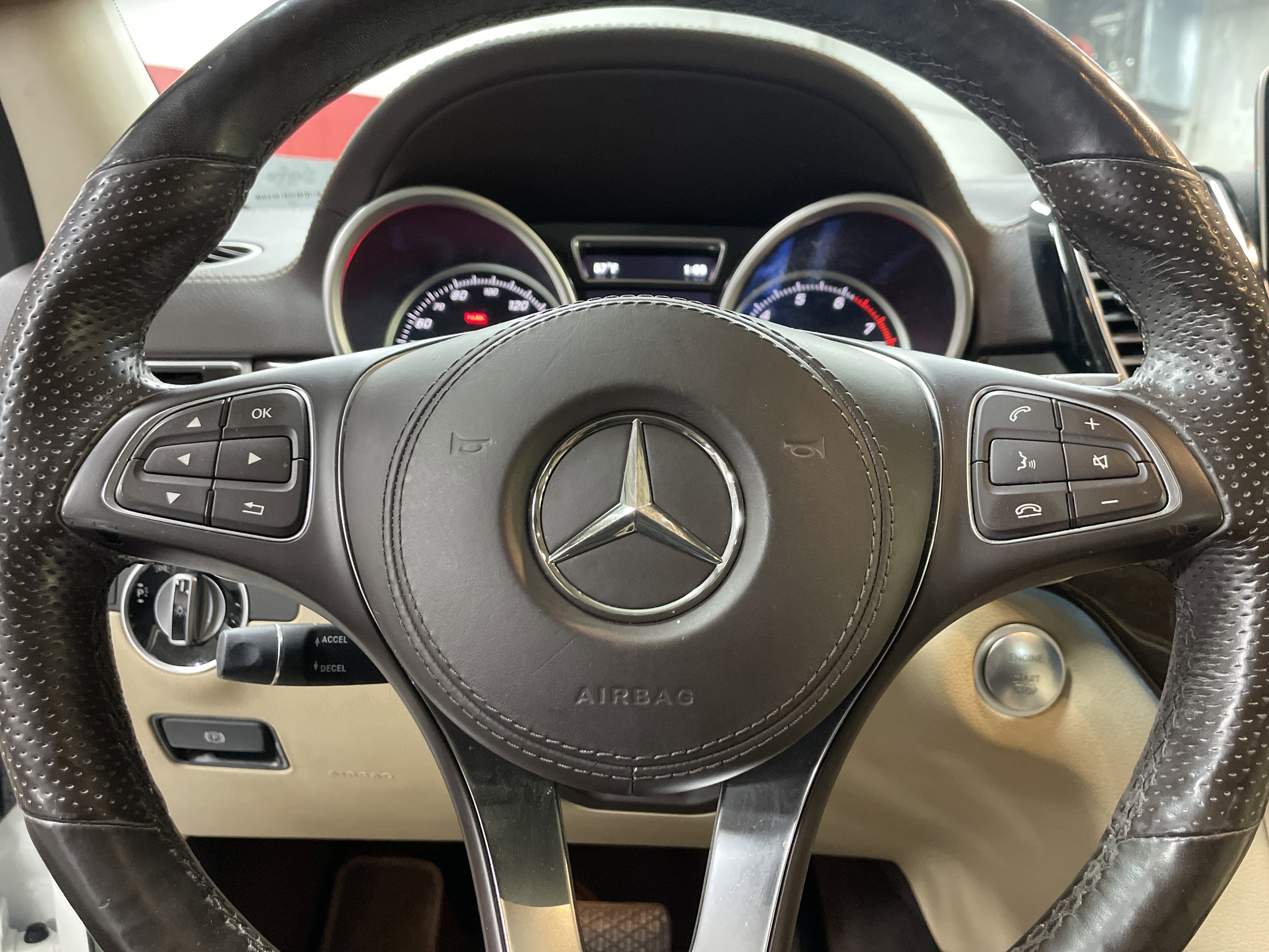 Used 2018 Mercedes-Benz GLS 450 4MATIC image 18