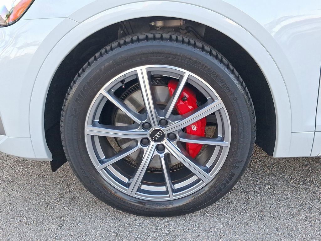 Used 2025 Audi SQ5 Premium Plus image 8