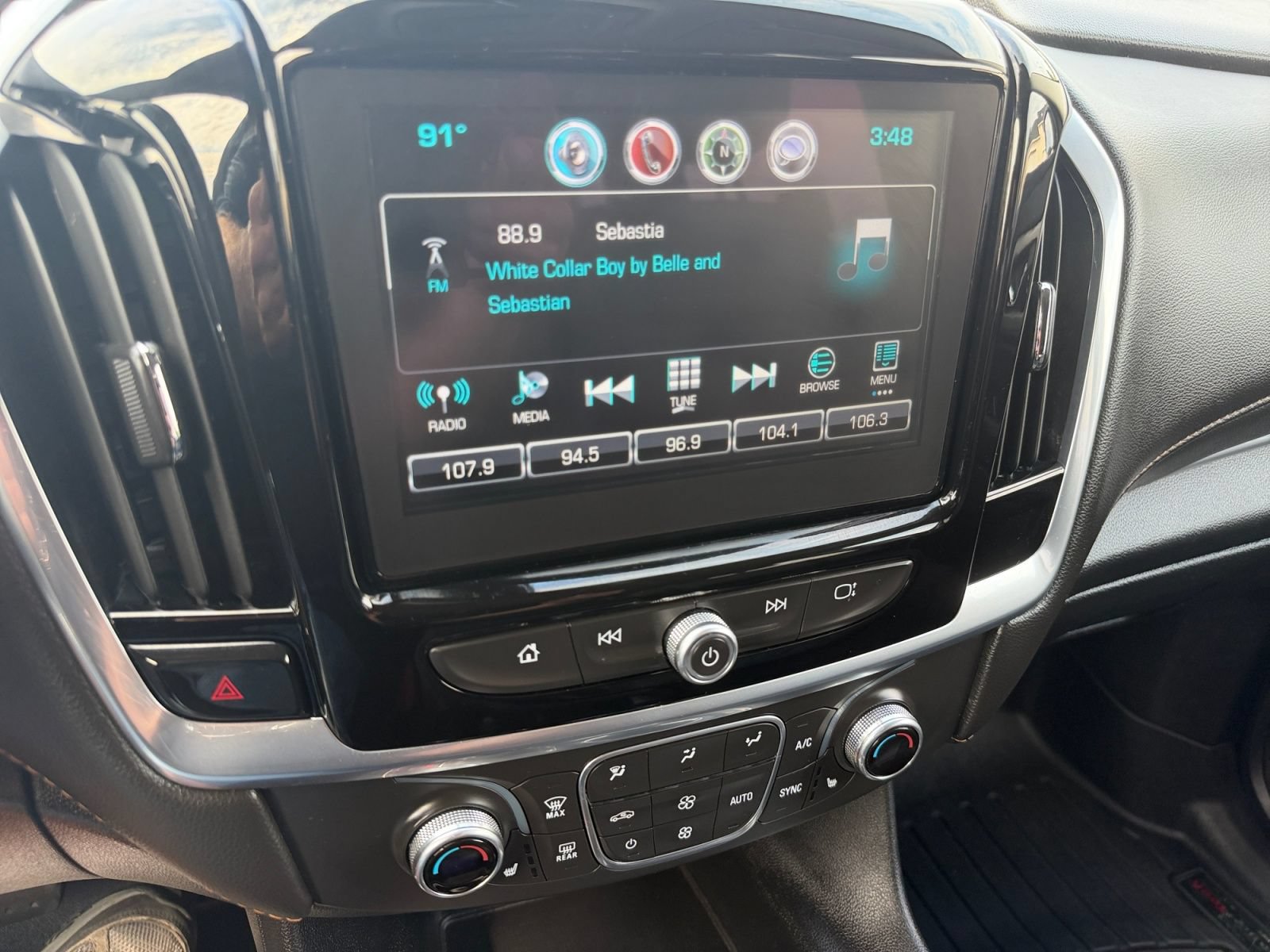 Used 2019 Chevrolet Traverse LT AWD/4WD image 24