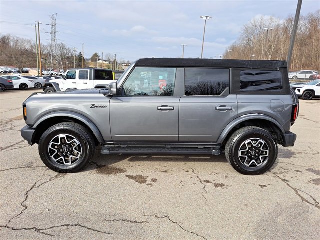 Used 2024 Ford Bronco Outer Banks image 2